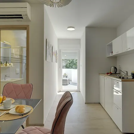 Apartamento D&a Amphitheatre With Free Parking