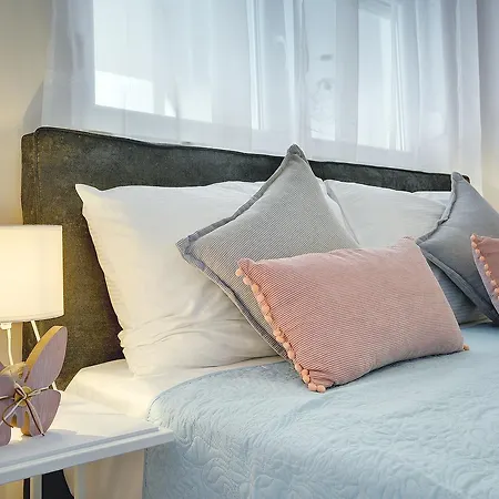 D&a Amphitheatre With Free Parking Pula