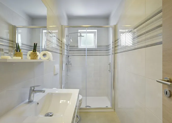 D&a Amphitheatre With Free Parking * Πούλα