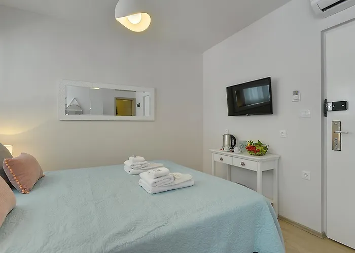 D&a Amphitheatre With Free Parking *